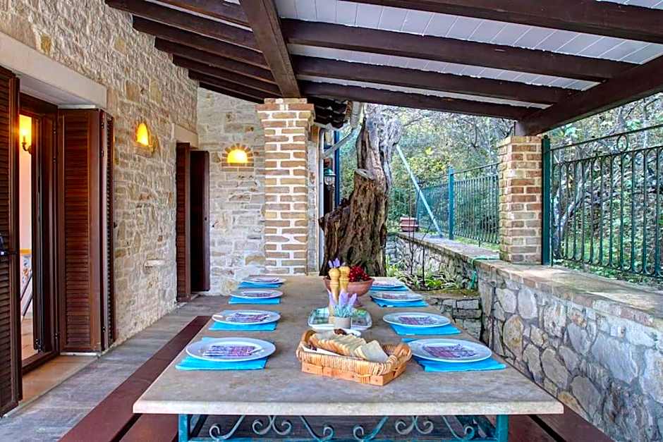 VILLA JUDI SLEEP 10, bedrooms 5, swimming pool