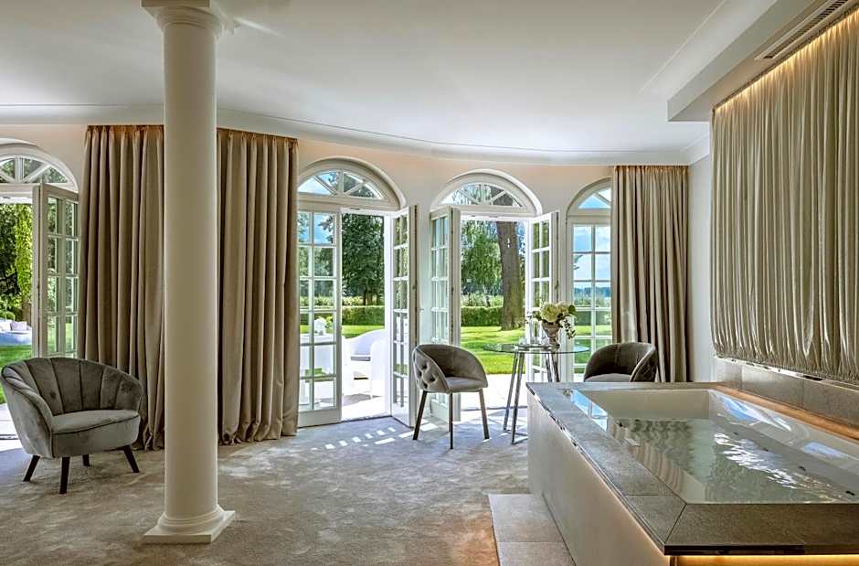 Villa Contessa - Luxury Spa Hotels