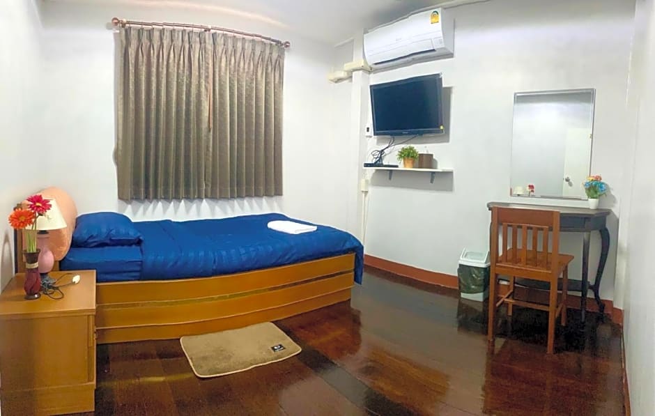 The Best House&Hostel