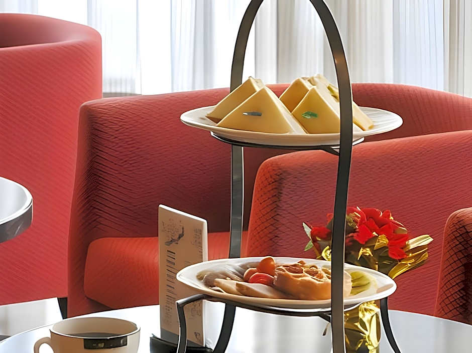 Grand Forward Hotel