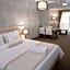 Alexandar Square Boutique Hotel