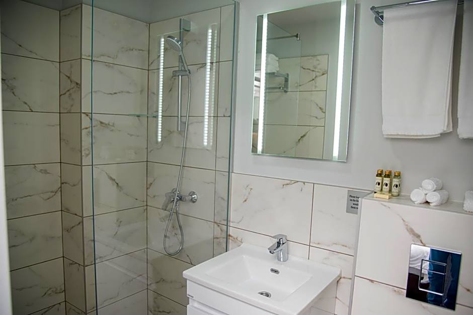 Republic Square Suites