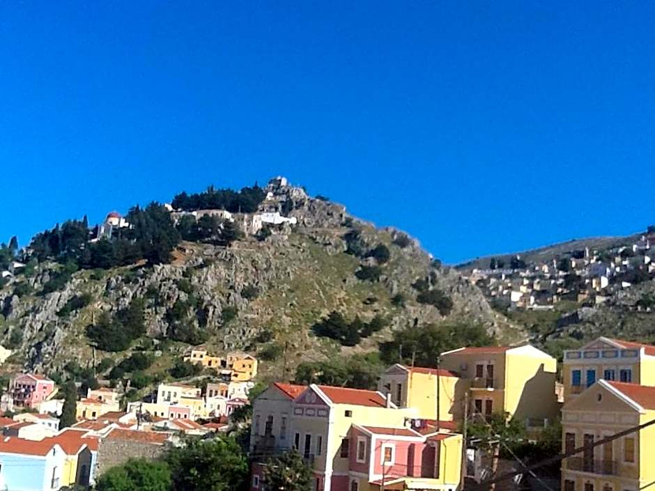 Grace Hotel & Studios