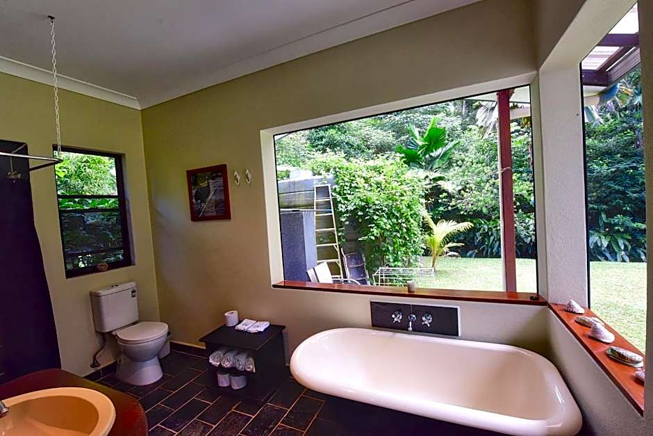 Thornton Beach Bungalows Daintree