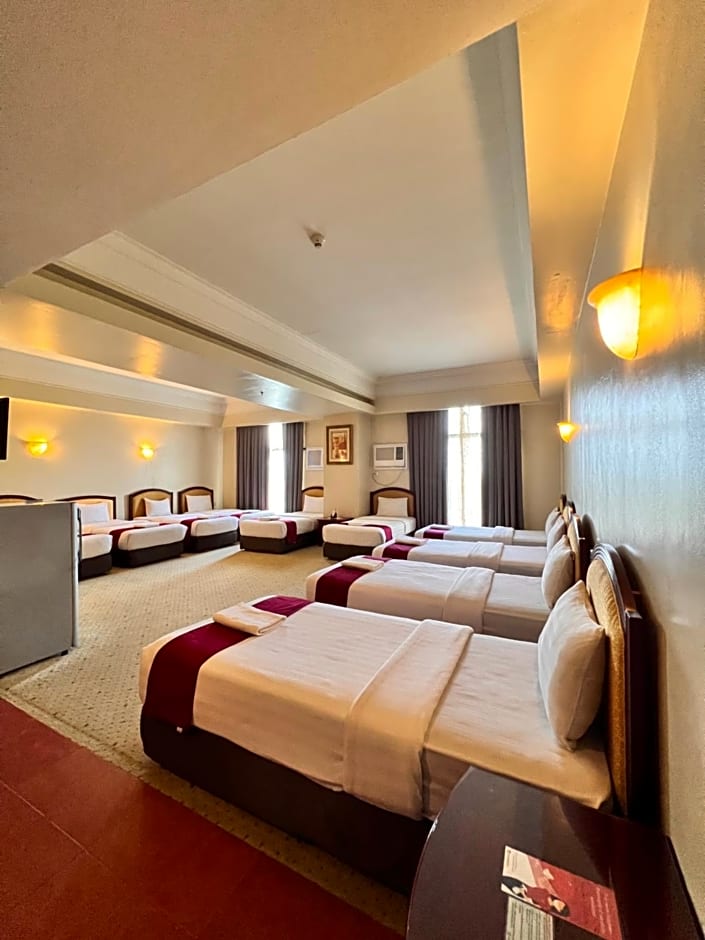Sarrosa International Hotel And Residential Suites
