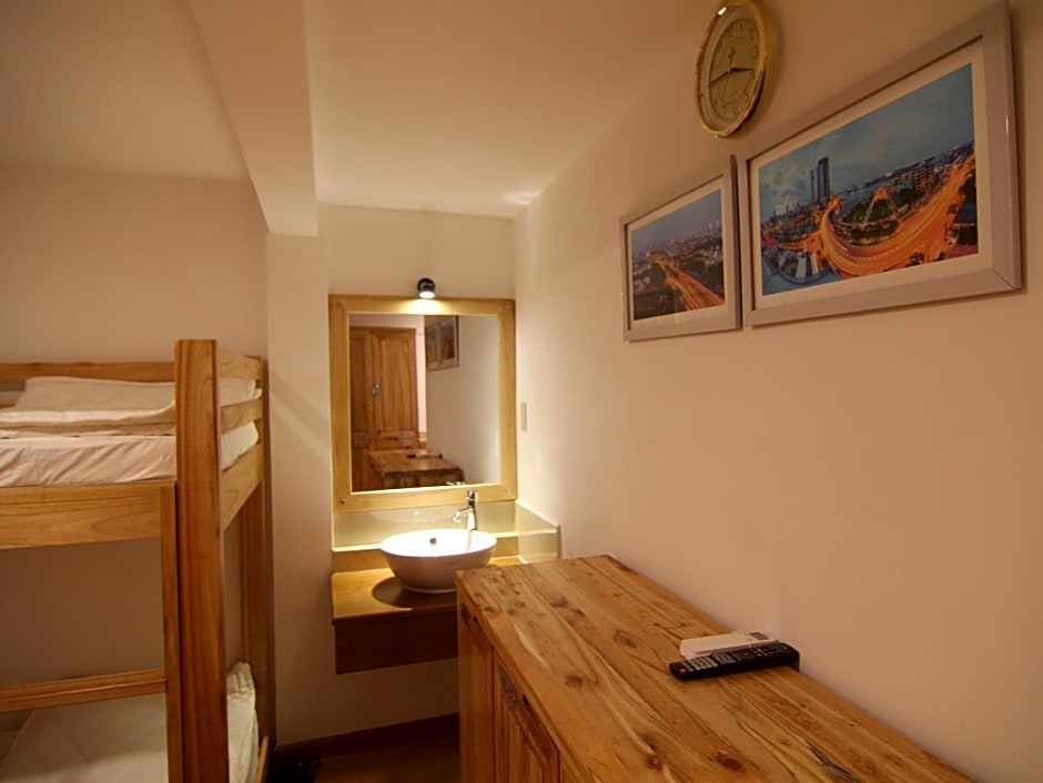 New Saigon Hostel 2
