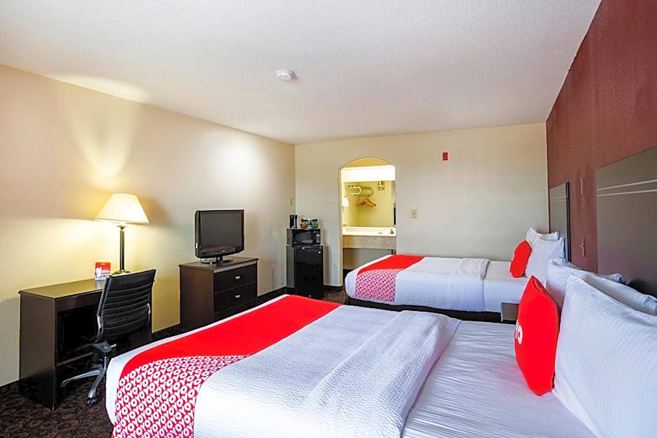 OYO Hotel Port Allen LA