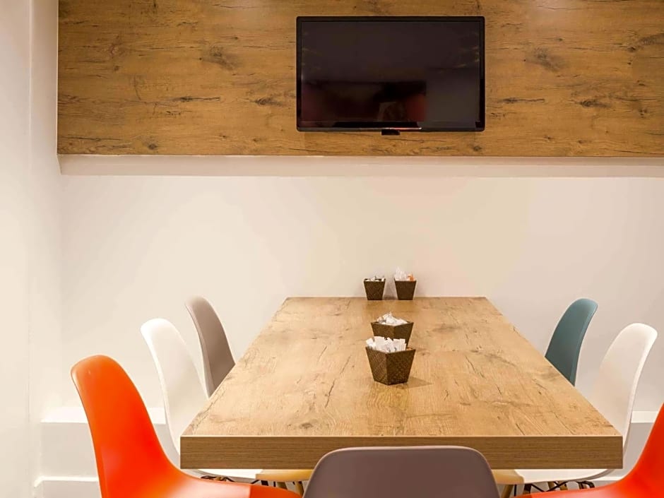 Hotel ibis Paris Pere Lachaise