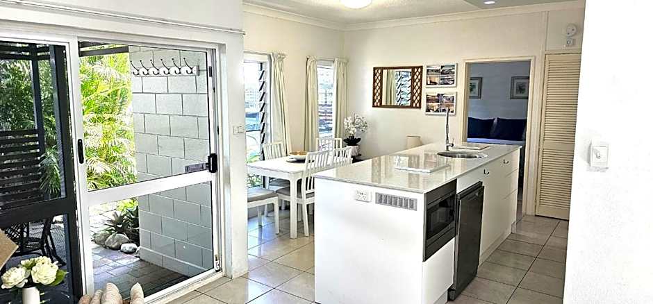 Mango Tree Holiday Apartments