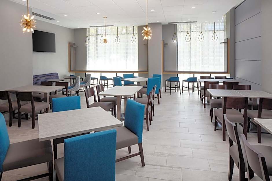 Holiday Inn Express Washington DC Downtown by IHG