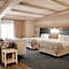 Howard Johnson by Wyndham Middletown Newport Area