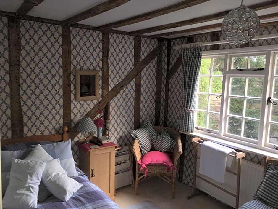 Clayton Wickham Farmhouse