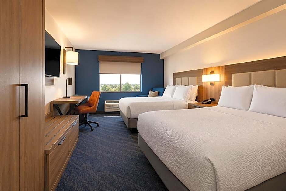 Holiday Inn Express & Suites Niagara Falls By IHG