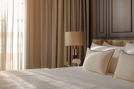 Premium Sea View Room with Balcony