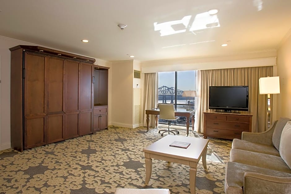 Hilton New Orleans Riverside