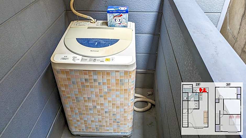 3 Bedrooms & LivingRoom! Direct KIX & Namba & Umeda access! DoumoTengachaya DT02