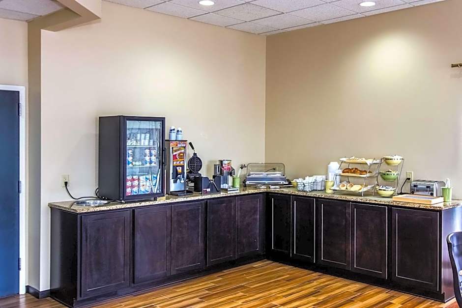 Quality Inn & Suites Moline