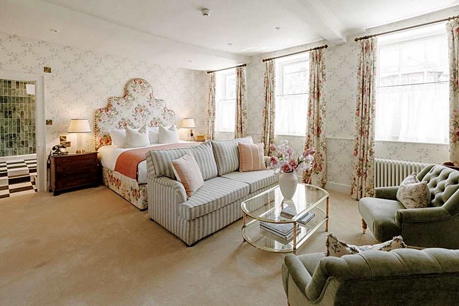 Photo 1 of 50 of The William Cecil