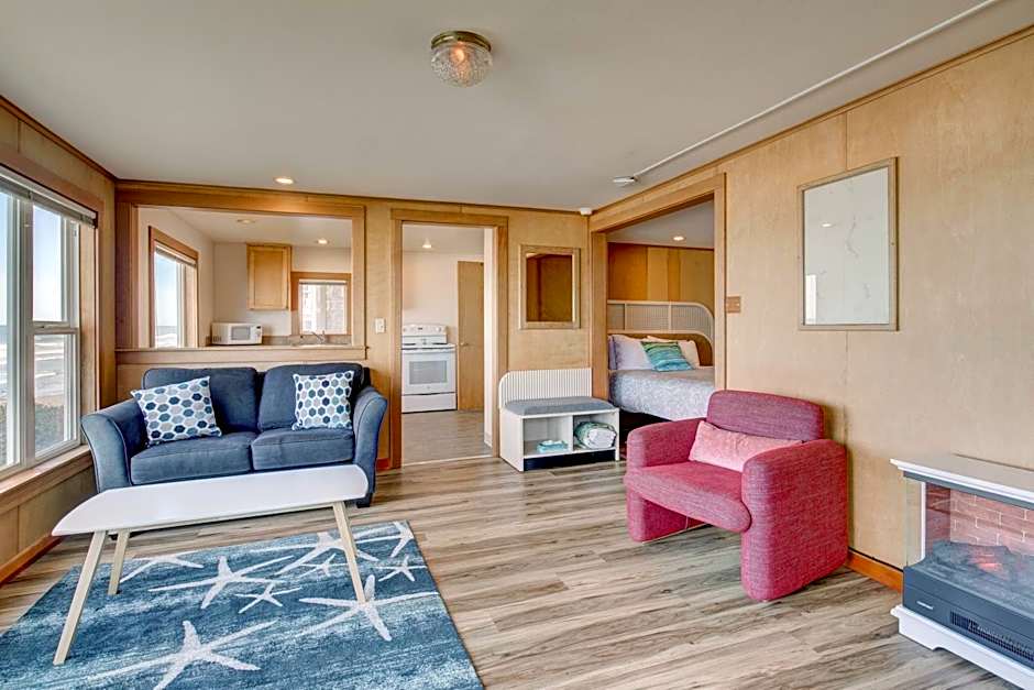 Ester Lee Oceanview Inn