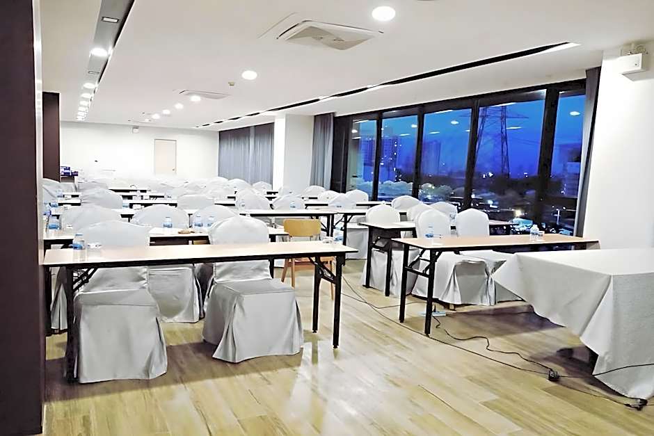 IWISH Hotel Bangkok