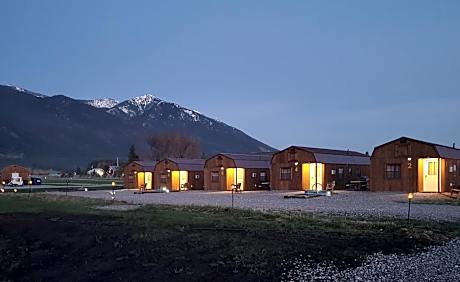 Glacier Acres Guest Ranch