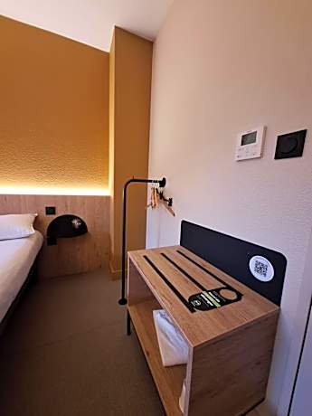 Triple Room (2 Adults + 1 Child)