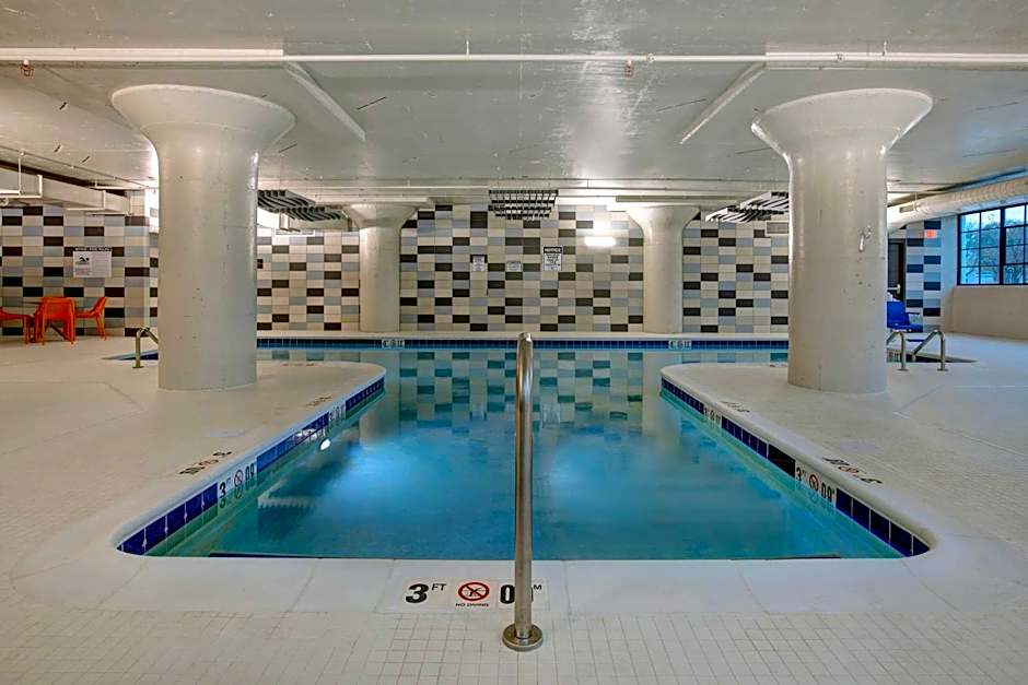 Embassy Suites By Hilton Rockford Riverfront