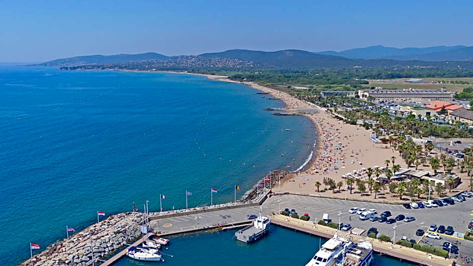 Atoll Hotel restaurant