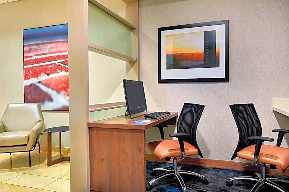 Fairfield Inn & Suites by Marriott Indianapolis Downtown