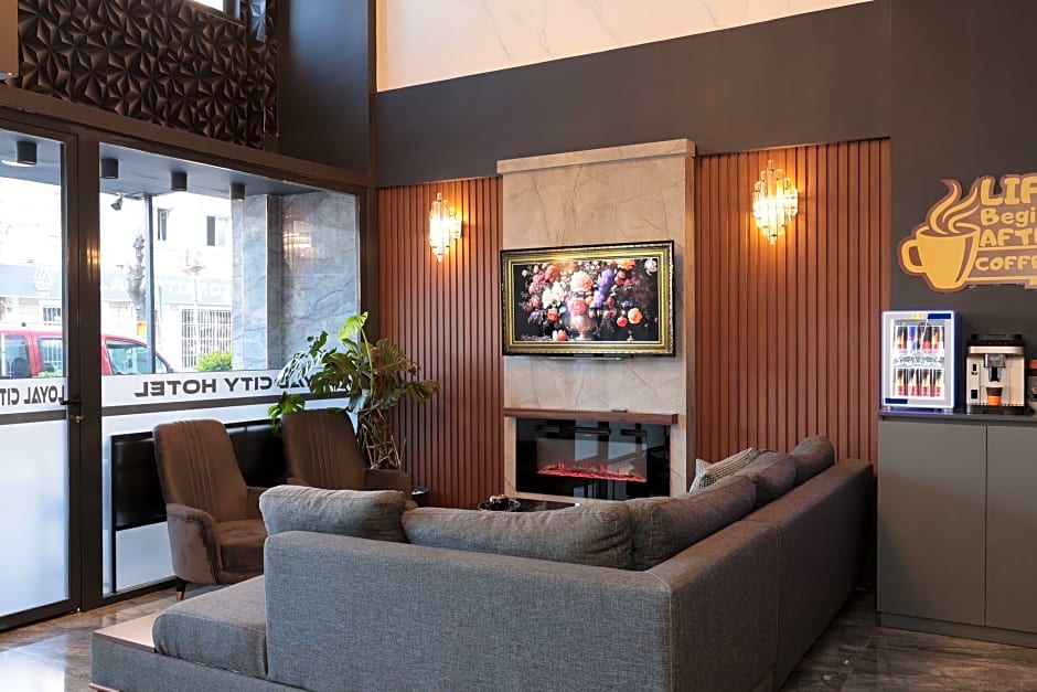 LoyalCity Hotel