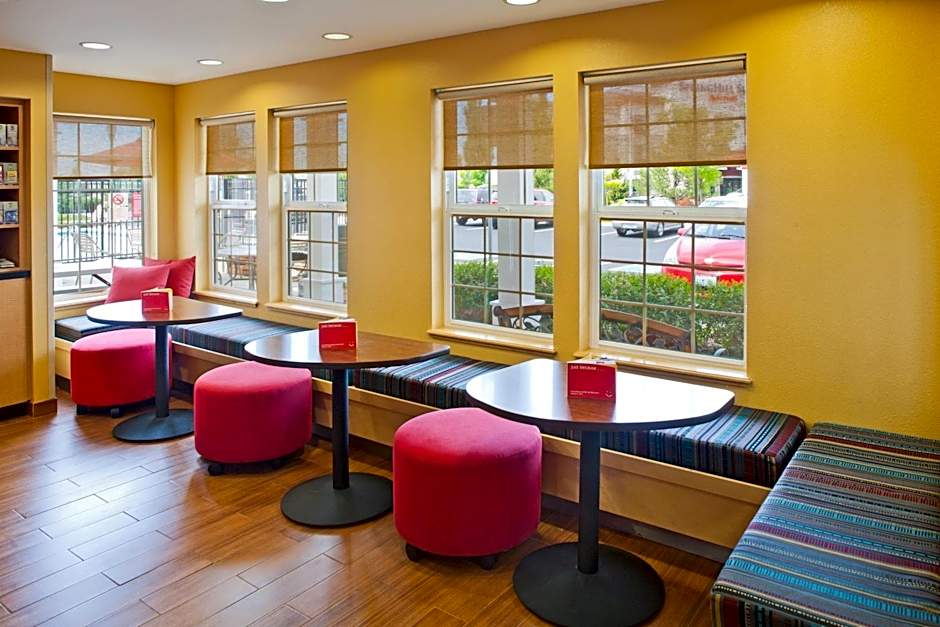 TownePlace Suites by Marriott Medford