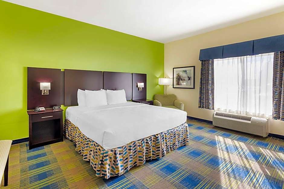 Best Western Plus Pratt
