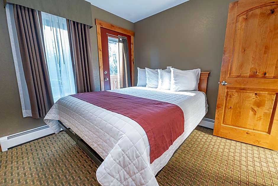 Silver Moon Inn