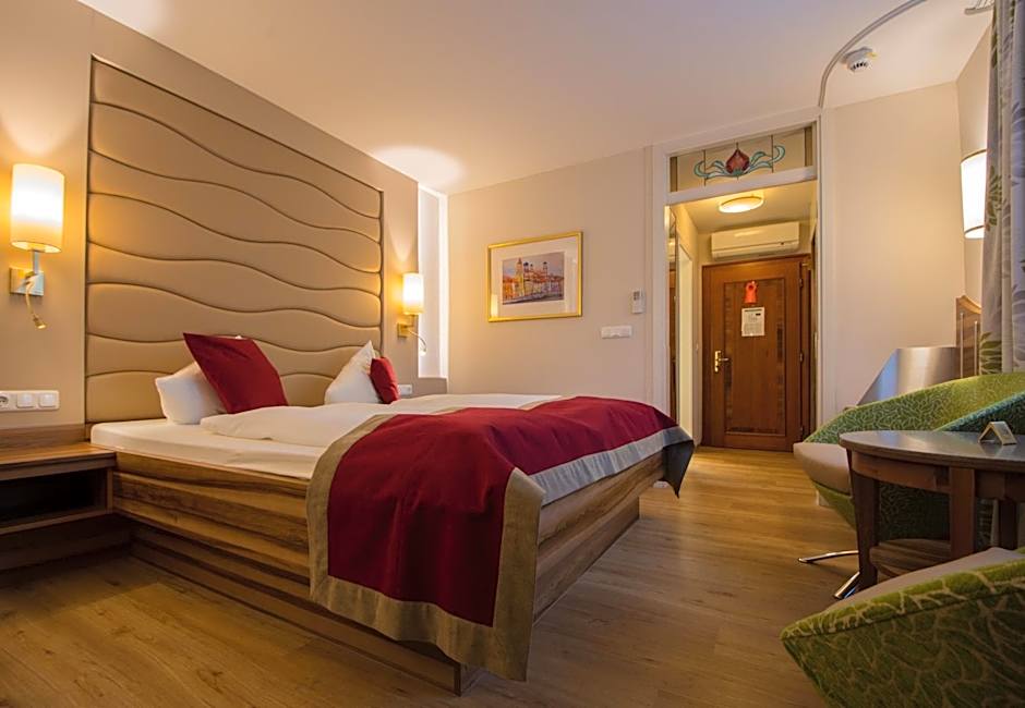 Hotel König