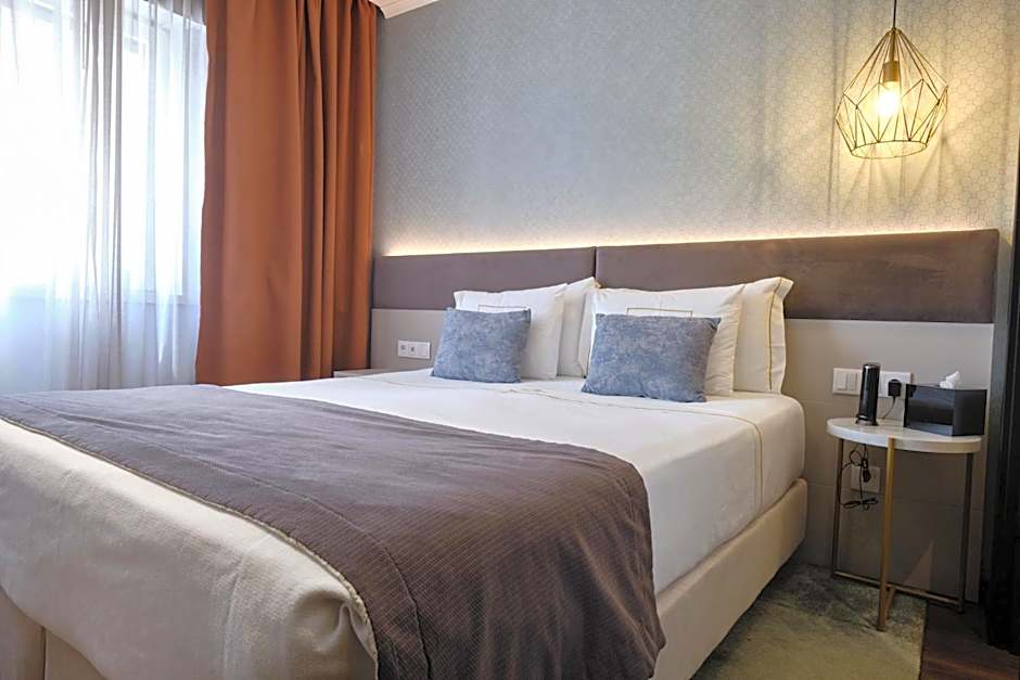 Duplo Charme Boutique Hotel