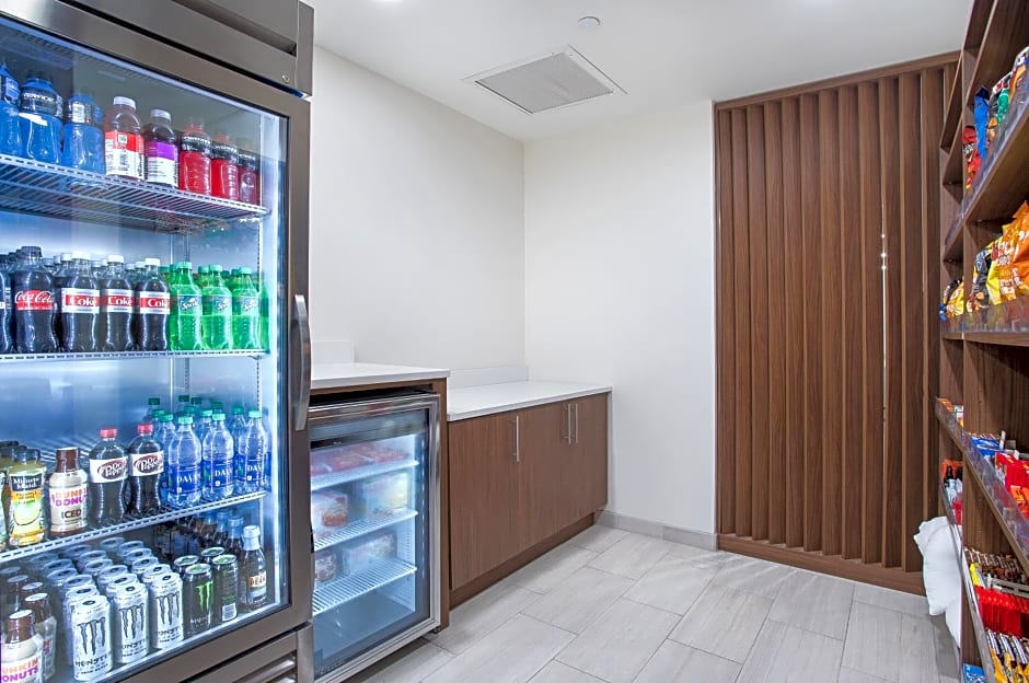 Holiday Inn Express & Suites - Lexington W - Versailles By IHG
