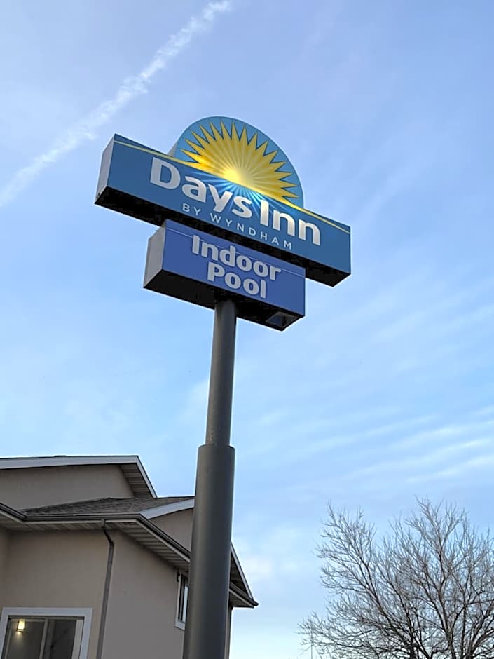 Days Inn by Wyndham Topeka
