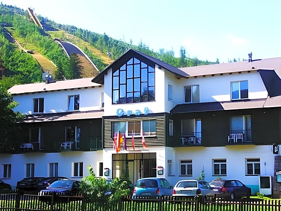 Hotel Harrachov Inn