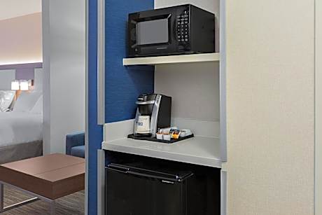 Holiday Inn Express & Suites Chico by IHG