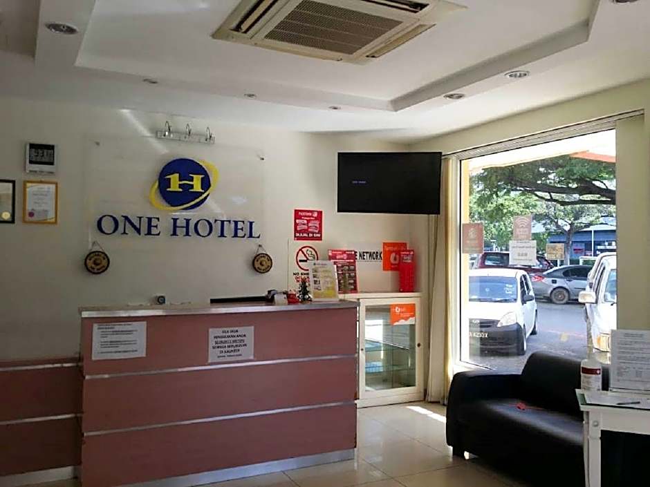 One Hotel Sadong Jaya