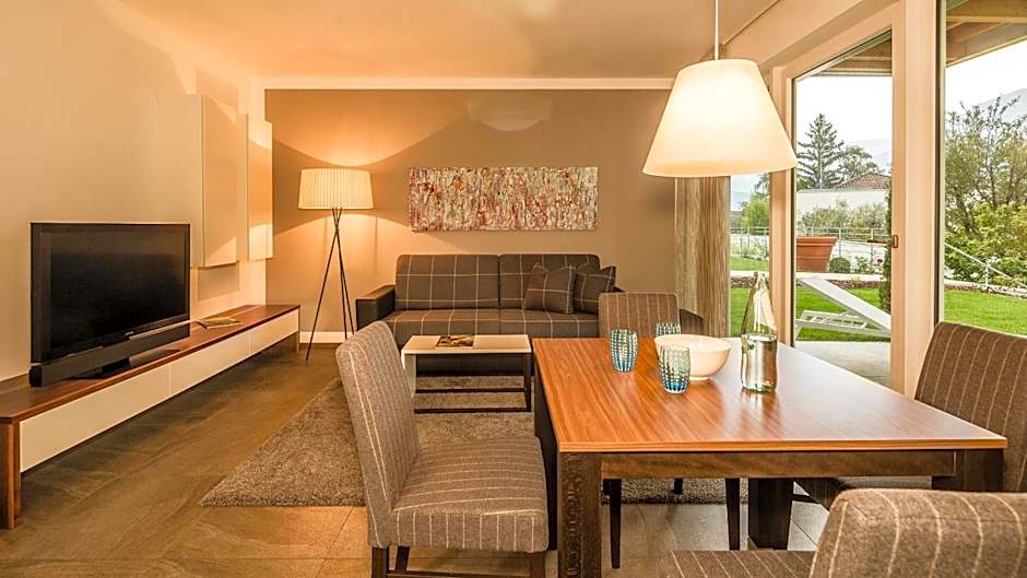 Hidalgo Suites