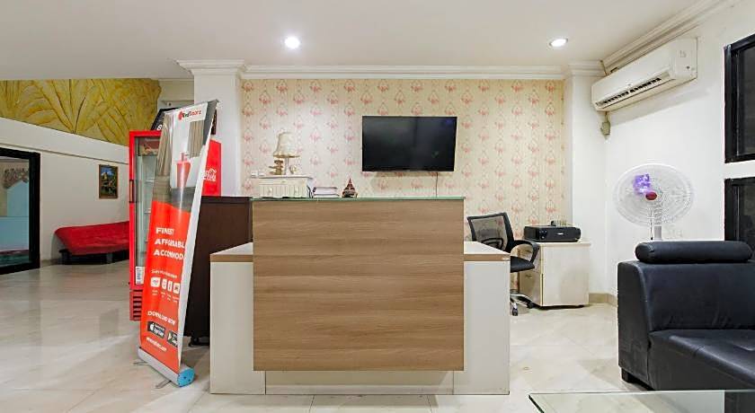 RedDoorz near Palembang Trade Center 3