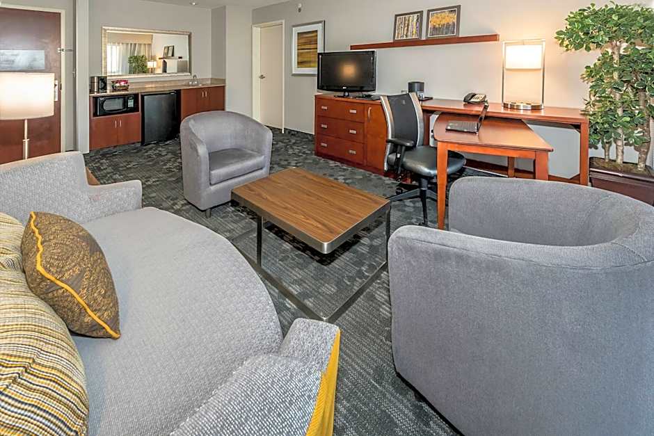 Courtyard by Marriott Panama City