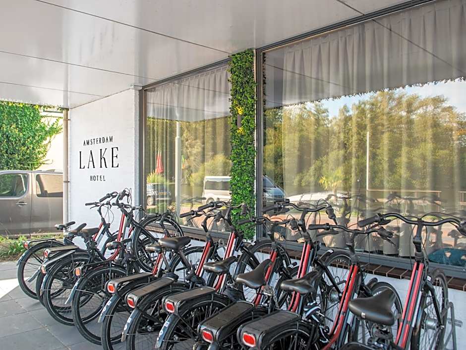 Amsterdam Lake Hotel