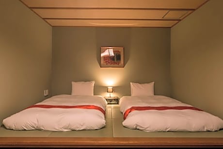 [Umi・Kaze] Japanese-Modern Style / 31㎡ (2 Adults ※Adults Only) [With Semi-Open-Air Hot Spring Bath]