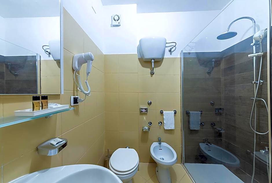 Hotel Sakura, Sure Hotel Collection by Best Western