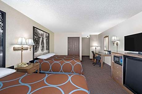 Queen Room with Two Queen Beds and Mobility/Hearing Access - Non-Smoking