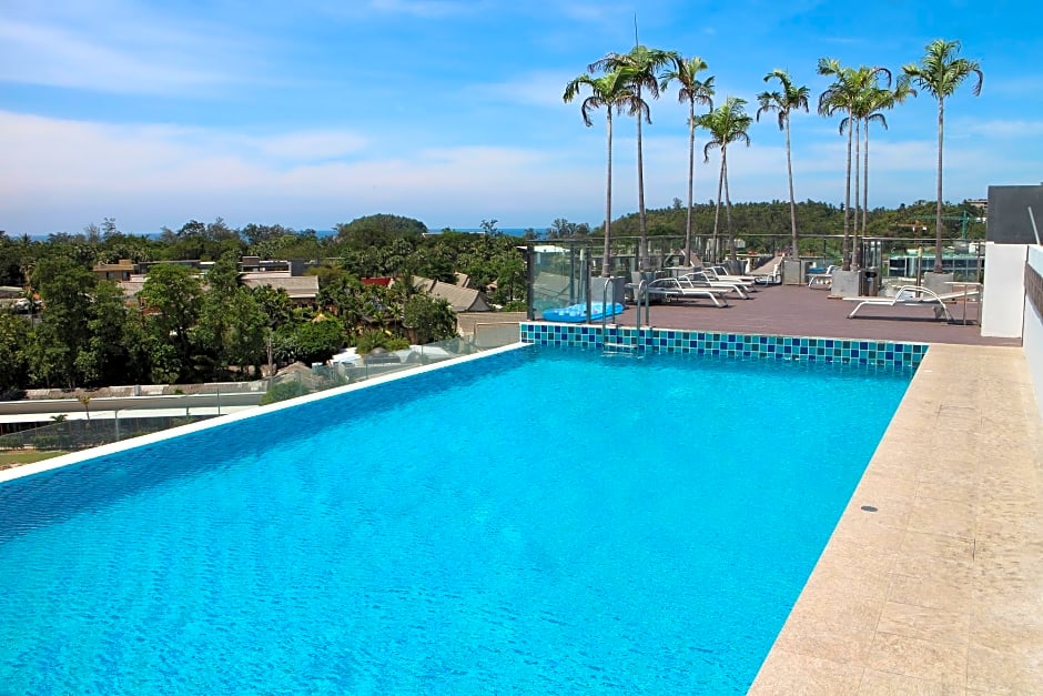 Ozone Condotel Kata Beach by Alpina