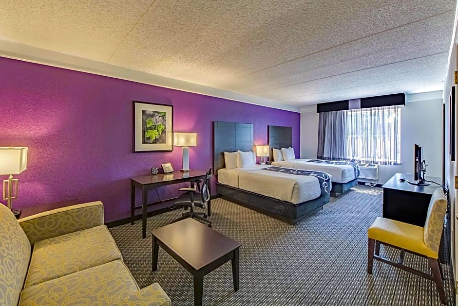 Travelodge by Wyndham Houston Cy-Fair