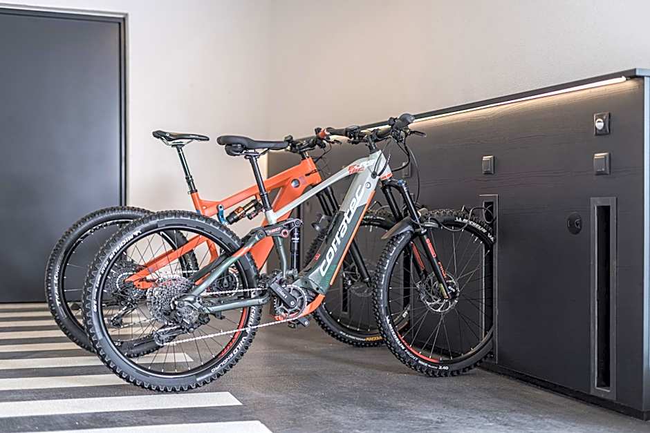 Seven Reasons / Panorama View